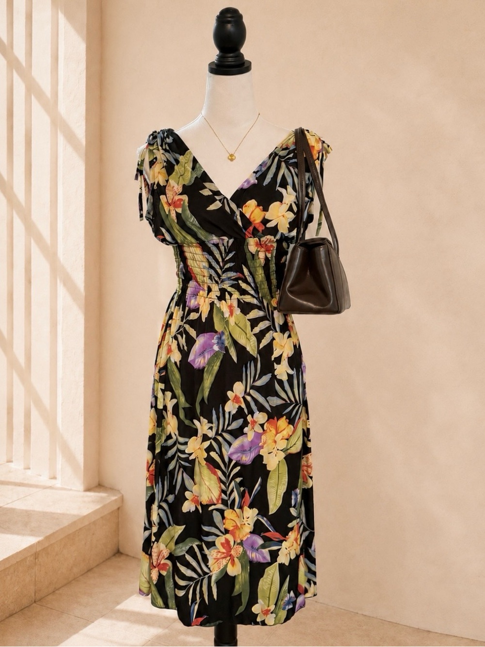 Yuna Tropical Floral Smocked Waist Midi Dress L/XL NWT